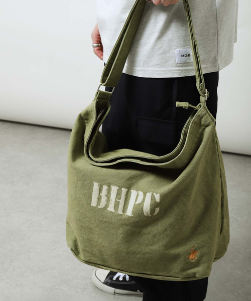 BEVERLY HILLS POLO CLUB（ビバリーヒルズポロクラブ）の「【BEVERLY HILLS POLO CLUB】 ステンシルロゴキャンバス ニュースペーパーバッグ/ビッグショルダーバッグ（ショルダーバッグ・レディース・オリーブ/オフホワイト/ベージュ・FREE）」の17枚目の写真