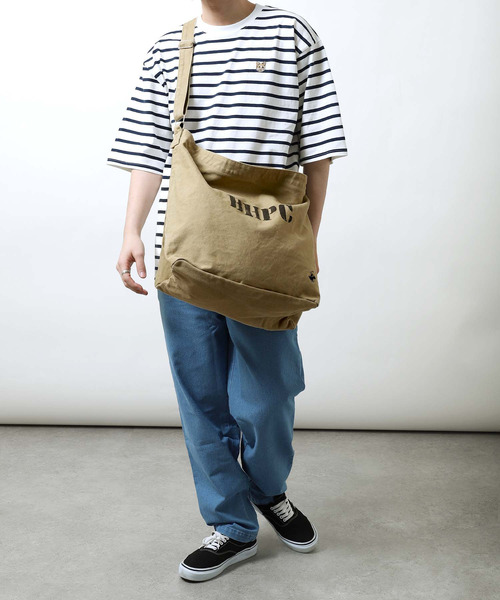 BEVERLY HILLS POLO CLUB（ビバリーヒルズポロクラブ）の「【BEVERLY HILLS POLO CLUB】 ステンシルロゴキャンバス ニュースペーパーバッグ/ビッグショルダーバッグ（ショルダーバッグ・レディース・オリーブ/オフホワイト/ベージュ・FREE）」の8枚目の写真