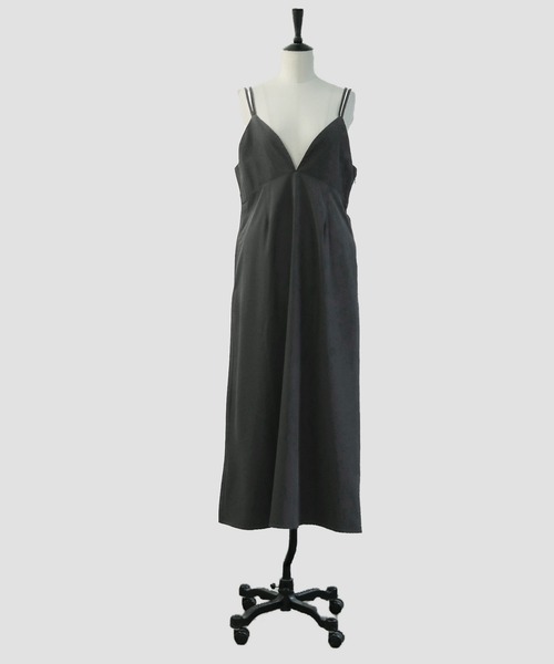 cheriella（シェリエラ）の「【cheriella】WEB限定マルチWAYキャミワンピース WEB LIMITED MULTI-WAY CAMI DRESS（ワンピース・レディース・ブラック/カーキ・M）」の15枚目の写真