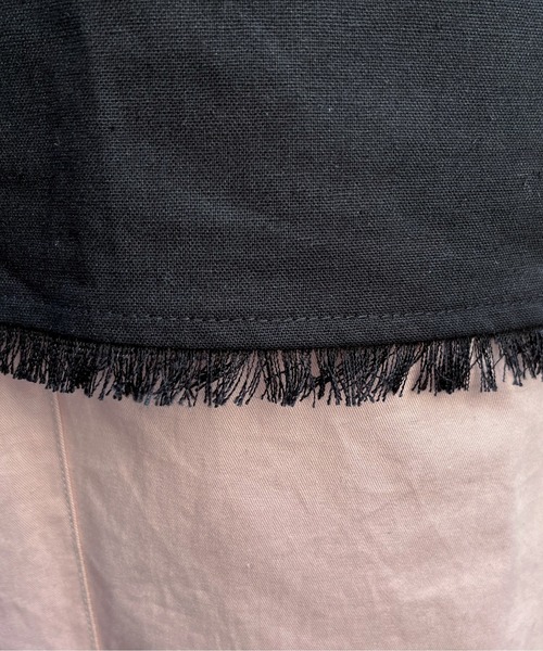 feepur（フェピュール）の「リネン混深Vベスト（ベスト・レディース・ブラック/アイボリー・MEDIUM）」の17枚目の写真