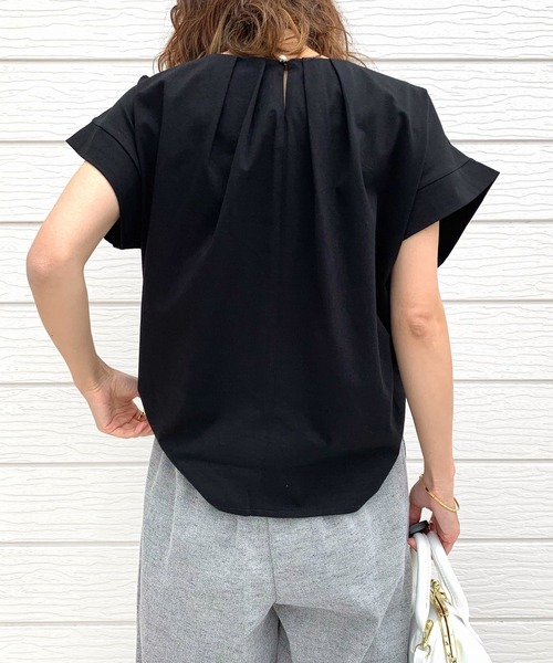 Q(キュー)の「バックタックシルケット2wayトップス(Tシャツ/カットソー・レディース・ホワイト/ブラック/グリーン・MEDIUM)」の10枚目の写真