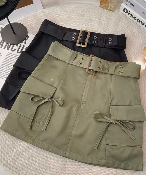 SPIGA(スピーガ)の「ベルト付カーゴミニスカート(スカート・レディース・ブラック/カーキ/ベージュ・SMALL/MEDIUM)」の4枚目の写真