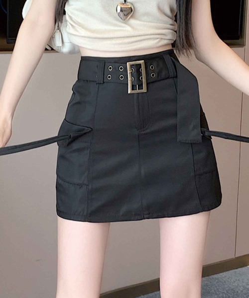 SPIGA(スピーガ)の「ベルト付カーゴミニスカート(スカート・レディース・ブラック/カーキ/ベージュ・SMALL/MEDIUM)」の11枚目の写真