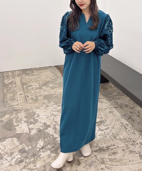 titivate(ティティベイト)の「シアージャガードスリーブワンピース(ワンピース・レディース・ブルー/アイボリー/ブラック・M/TM/PS(XS-S))」の5枚目の写真