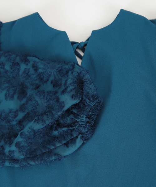 titivate(ティティベイト)の「シアージャガードスリーブワンピース(ワンピース・レディース・ブルー/アイボリー/ブラック・M/TM/PS(XS-S))」の16枚目の写真