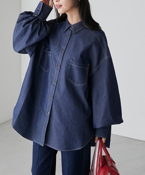 BONLECILL（ボンルシール）の「ボリュームスリーブ オーバーデニムシャツ（シャツ/ブラウス・レディース・ネイビー/ネイビー系1・FREE）」の7枚目の写真