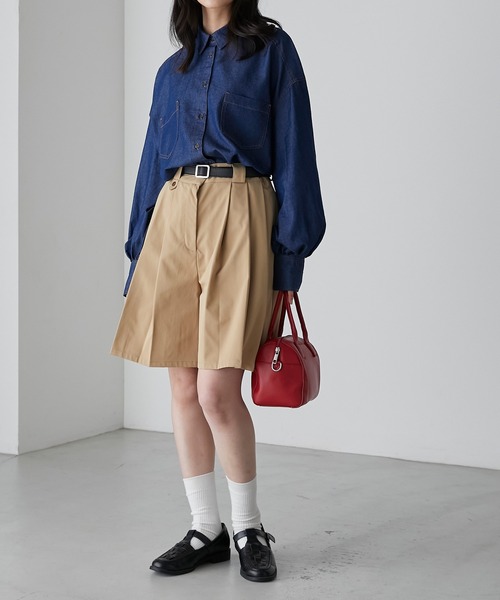 BONLECILL（ボンルシール）の「ボリュームスリーブ オーバーデニムシャツ（シャツ/ブラウス・レディース・ネイビー/ネイビー系1・FREE）」の19枚目の写真