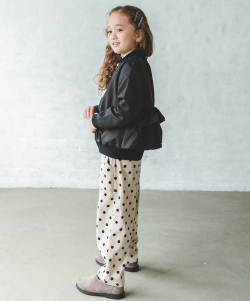 pairmanon（ペアマノン）の「バックフリル MA-1 ブルゾン（MA-1・キッズ・ピンク/モカ/オフホワイト/カーキ/ブラック・110/120/140/90/100/150/130）」の9枚目の写真