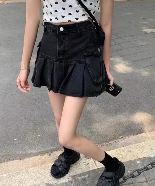 LYEON(リヨン)の「ウォッシングミリタリーミニスカート(スカート・レディース・ブラック・FREE)」の13枚目の写真
