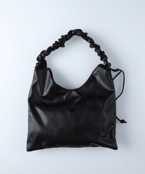 Right-on（ライトオン）の「【HONEYSUCKLE ROSE】ドローコードＰＵバッグ（ショルダーバッグ・レディース・ブラック/ライトベージュ・ONE SIZE）」の15枚目の写真