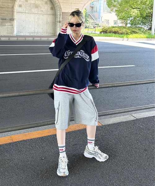 sedacle（セダクル）の「Vネックユニフォームライクスウェット（スウェット・メンズ・グレー/ブルー/ネイビー・LARGE/MEDIUM）」の17枚目の写真