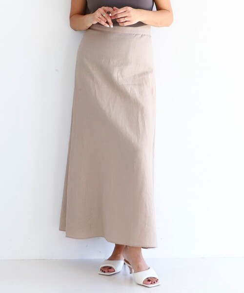 Demi-Luxe BEAMS(デミルクス ビームス)の「リネン シンプルロングスカート .M(スカート・レディース・ブラック/ナチュラル/チャコールグレー・38/36)」の14枚目の写真