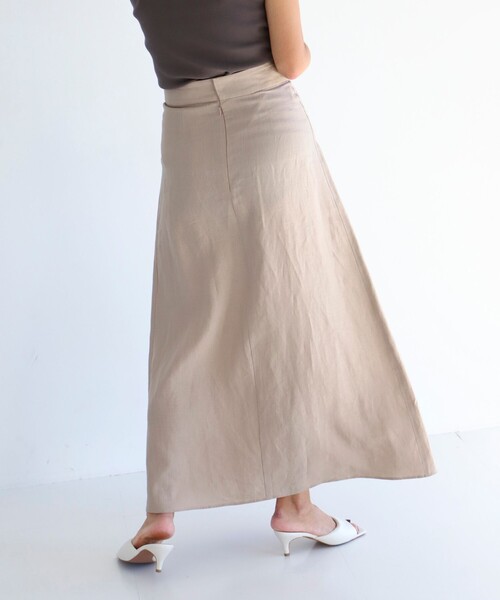 Demi-Luxe BEAMS(デミルクス ビームス)の「リネン シンプルロングスカート .M(スカート・レディース・ブラック/ナチュラル/チャコールグレー・38/36)」の15枚目の写真