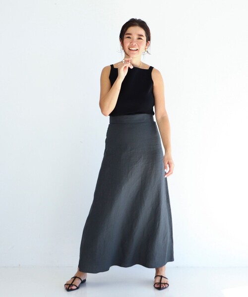 Demi-Luxe BEAMS(デミルクス ビームス)の「リネン シンプルロングスカート .M(スカート・レディース・ブラック/ナチュラル/チャコールグレー・38/36)」の19枚目の写真