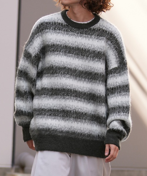 coca(coca)(コカ)の「メンズ モヘヤ風ボーダー柄ニットトレーナー(ニット/セーター・メンズ・ブラック・M/L/XL)」の1枚目の写真