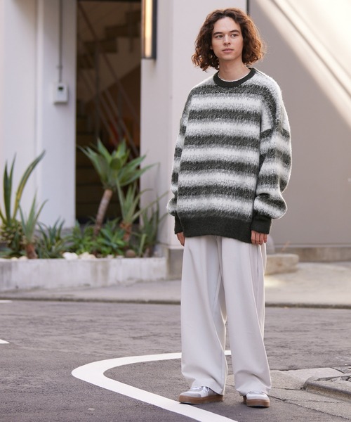 coca(coca)(コカ)の「メンズ モヘヤ風ボーダー柄ニットトレーナー(ニット/セーター・メンズ・ブラック・M/L/XL)」の7枚目の写真