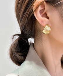 メタルドロップピアス