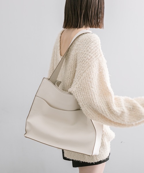 loti（ロティ）の「loti バイカラーワンハンドルトート（トートバッグ・レディース・ブラック/オフホワイト・ONE SIZE）」の7枚目の写真