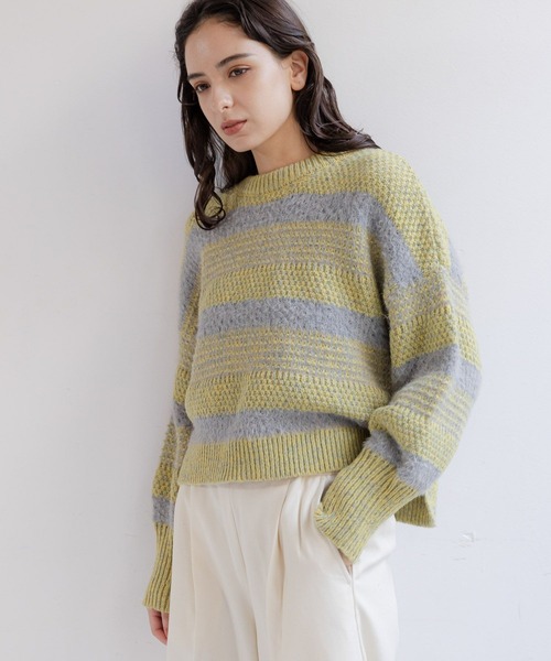 LAKOLE（ラコレ）の「5ゲージミックスヤーンボーダプルオーバー / 994287（ニット/セーター・レディース・イエロー/ブルー/オレンジ・MEDIUM/SMALL）」の3枚目の写真