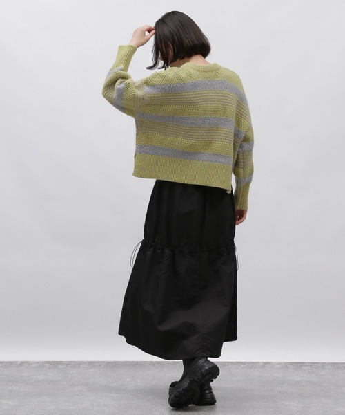 LAKOLE（ラコレ）の「5ゲージミックスヤーンボーダプルオーバー / 994287（ニット/セーター・レディース・イエロー/ブルー/オレンジ・MEDIUM/SMALL）」の8枚目の写真