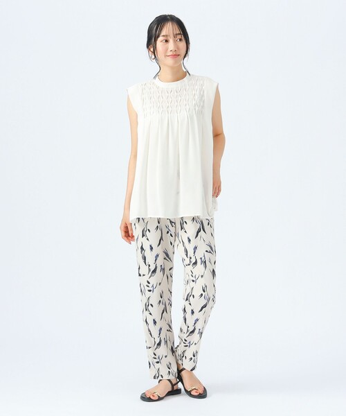 BEAMS HEART（ビームスハート）の「ペイントプリント テーパードパンツ（その他パンツ・レディース・グリーン/オフホワイト/ネイビー/ブラウン・FREE）」の6枚目の写真