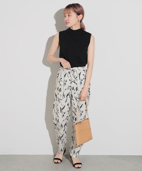 BEAMS HEART（ビームスハート）の「ペイントプリント テーパードパンツ（その他パンツ・レディース・グリーン/オフホワイト/ネイビー/ブラウン・FREE）」の7枚目の写真