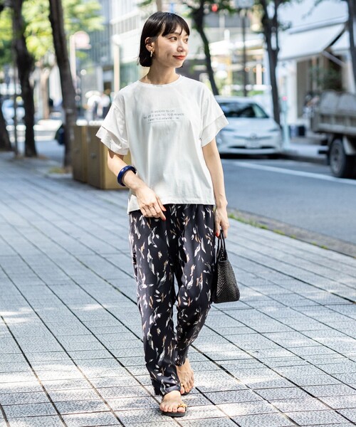 BEAMS HEART（ビームスハート）の「ペイントプリント テーパードパンツ（その他パンツ・レディース・グリーン/オフホワイト/ネイビー/ブラウン・FREE）」の22枚目の写真