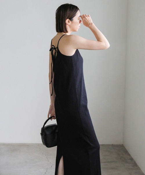 select MOCA(セレクトモカ)の「バックオープンランダムリブワンピース(ワンピース・レディース・グレー/ブラック・SMALL/LARGE/MEDIUM)」の10枚目の写真