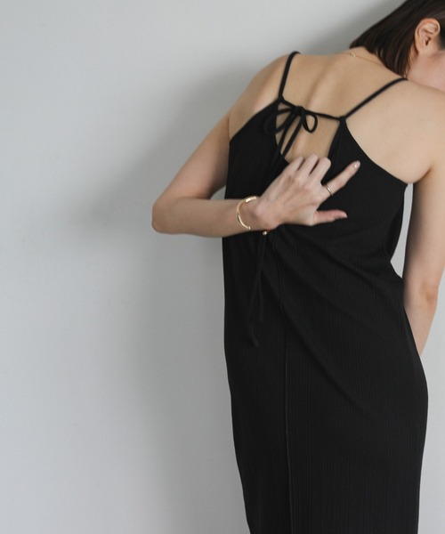 select MOCA(セレクトモカ)の「バックオープンランダムリブワンピース(ワンピース・レディース・グレー/ブラック・SMALL/LARGE/MEDIUM)」の11枚目の写真