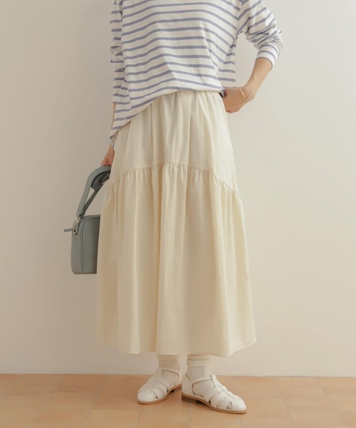 URBAN RESEARCH DOORS（アーバンリサーチドアーズ）の「タックティアードスカート（スカート・レディース・ブラック/ホワイト系その他・MEDIUM）」の12枚目の写真