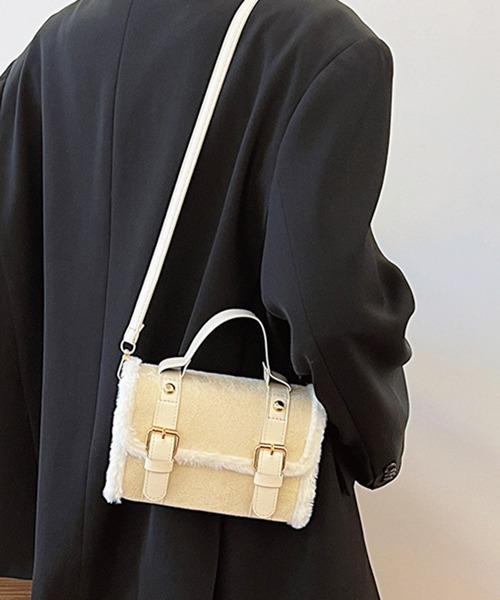 STYLEBLOCK(スタイルブロック)の「ファー付き2WAYミニショルダーバッグ(ショルダーバッグ・レディース・オフホワイト/ブラック/ピンク/ブラウン・FREE)」の2枚目の写真