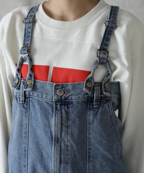 SOMETHING(サムシング)の「(SOMETHING)ダブルニーデニムサロペット(つなぎ/オールインワン・レディース・ブルー・SMALL)」の9枚目の写真