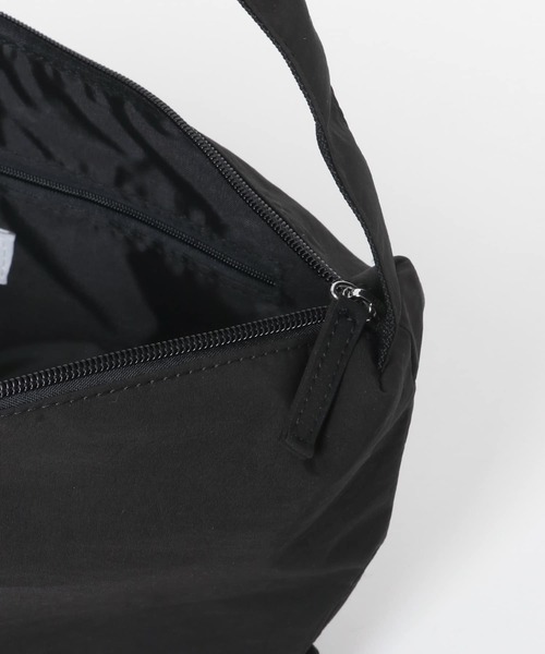 URBAN RESEARCH DOORS（アーバンリサーチドアーズ）の「ウォッシャブルミニショルダーバッグ（ショルダーバッグ・レディース・ブラック/アイボリー・ONE）」の12枚目の写真