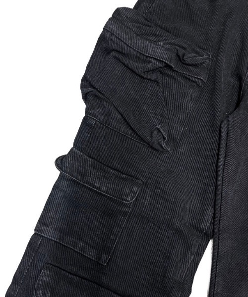 XU(エックスユー)の「ストリートファッション XU エックスユー pocket denim wide pants オーバーサイズ デニム ジーンズ ジーパン ワイドパンツ カーゴパンツ カーゴデニム 韓国ファッション 韓国ストリート(デニムパンツ・メンズ・ブラック/ブルー・ONE SIZE)」の5枚目の写真
