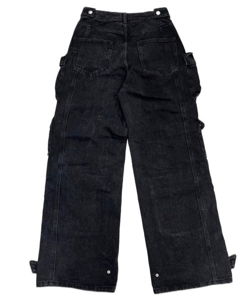 XU(エックスユー)の「ストリートファッション XU エックスユー pocket denim wide pants オーバーサイズ デニム ジーンズ ジーパン ワイドパンツ カーゴパンツ カーゴデニム 韓国ファッション 韓国ストリート(デニムパンツ・メンズ・ブラック/ブルー・ONE SIZE)」の3枚目の写真