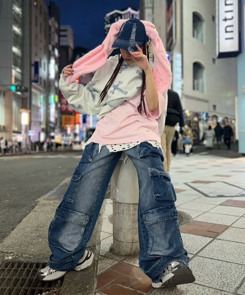 XU(エックスユー)の「ストリートファッション XU エックスユー pocket denim wide pants オーバーサイズ デニム ジーンズ ジーパン ワイドパンツ カーゴパンツ カーゴデニム 韓国ファッション 韓国ストリート(デニムパンツ・メンズ・ブラック/ブルー・ONE SIZE)」の11枚目の写真