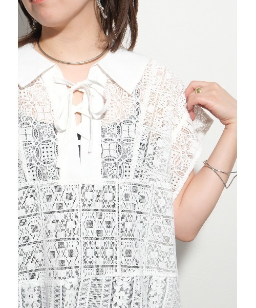 palm RICHE(ポームリシュ)の「パッチワークレースTOPS(シャツ/ブラウス・レディース・ブラック/オフホワイト・M)」の2枚目の写真