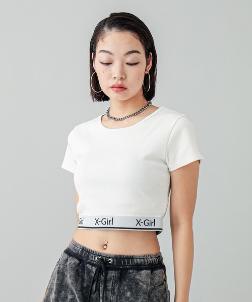 X-girl(エックスガール)の「LOGO AND STRIPE CROPPED S/S TOP(Tシャツ/カットソー・レディース・マルチ/ブラック/オリーブ/ホワイト・S/M)」の9枚目の写真