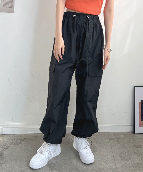 Futier land（フューティアランド）の「裾アレンジワッシャーナイロンカーゴパンツ（カーゴパンツ・レディース・ピンク/アイボリー/ブラック・MEDIUM）」の11枚目の写真