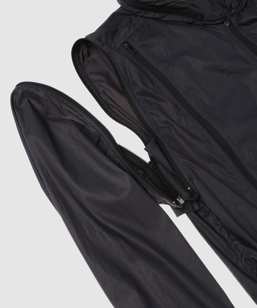 ジャケット・アウター LEMAIRE zipped hooded jacket LEMAIRE（ルメール）の「ZIPPED HOODED BLOUSON（その他アウター