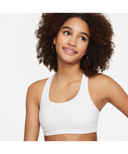 NIKE(ナイキ)の「NIKE/ナイキ BRA YTHガールズDFスウッシュブラ FJ7161-100(スポーツブラ・キッズ・ホワイト・130cm/140cm/150cm/160cm)」の6枚目の写真