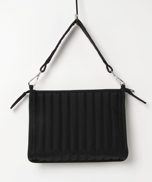 alexanderwang（アレキサンダーワン）の「ELITE TECH SHOULDER BAG（ショルダーバッグ・レディース・ブラック・ONE SIZE）」の2枚目の写真