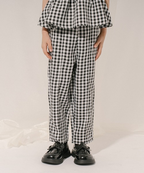 URBAN CHERRY（アーバンチェリー）の「【SEEM/シーム】タックテーパードパンツ（その他パンツ・キッズ・グリーン/ブラック/レッド・110cm/120cm/130cm/140cm/150cm）」の15枚目の写真