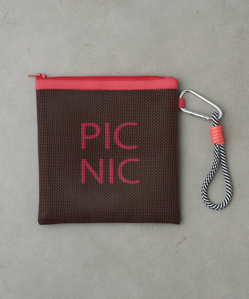 BIRTHDAY BAR（バースデイバー）の「スクエアメッシュポーチ　PICNIC（ポーチ・レディース・ネイビー/ブラウン/ブルー・0）」の4枚目の写真