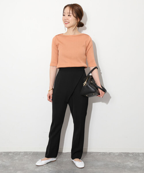 SLOBE IENA（スローブイエナ）の「《WEB限定》Petite タックパンツ（スラックス・レディース・ベージュ/ブラック/アイボリー・32/34/36）」の9枚目の写真