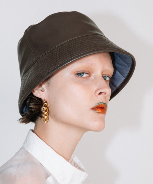 AULA AILA(アウラアイラ)の「リバーシブルバケットハット(ハット・レディース・ブラック/ブラウン/オフホワイト・0)」の13枚目の写真