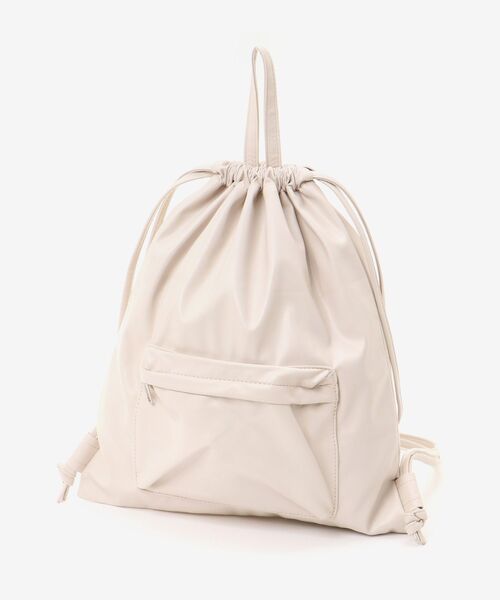 MAJESTIC LEGON(マジェスティックレゴン)の「フェイクレザーナップサック(バックパック/リュック・レディース・シルバー/ブラック/アイボリー・FREE)」の9枚目の写真