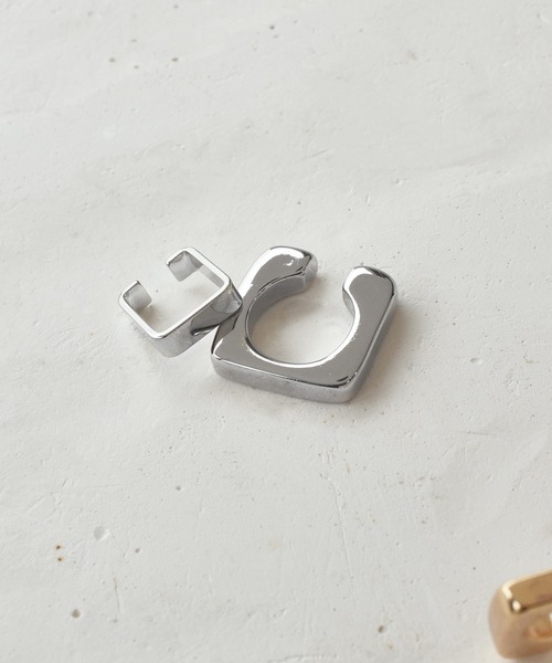 GOLDY（ゴールディ）の「スクエア ライン セット イヤーカフ（イヤーカフ・レディース・ゴールド/シルバー系その他/ゴールド系その他/シルバー・FREE）」の8枚目の写真