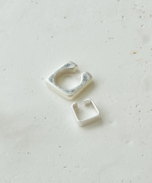 GOLDY（ゴールディ）の「スクエア ライン セット イヤーカフ（イヤーカフ・レディース・ゴールド/シルバー系その他/ゴールド系その他/シルバー・FREE）」の6枚目の写真