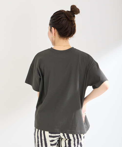 B.C STOCK(ベーセーストック)の「《追加》シンプルロゴTEE(Tシャツ/カットソー・レディース・ベージュ/チャコールグレー/ホワイト・FREE)」の9枚目の写真
